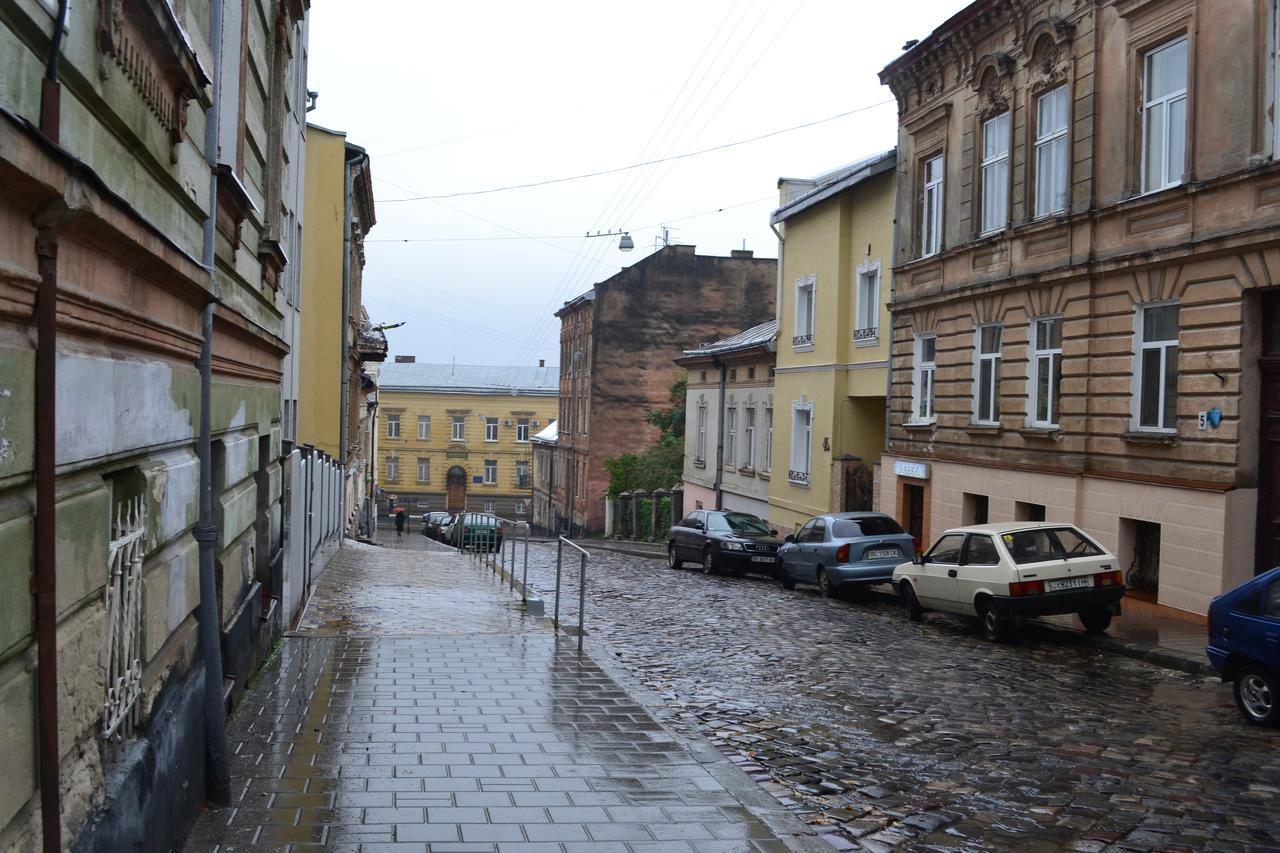 Hotel Sacvoyage Lviv Extérieur photo